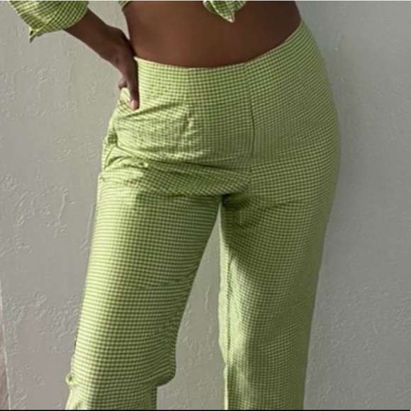 Vintage Pants - VINTAGE 90s SPRING Pastel Green 100% silk pants